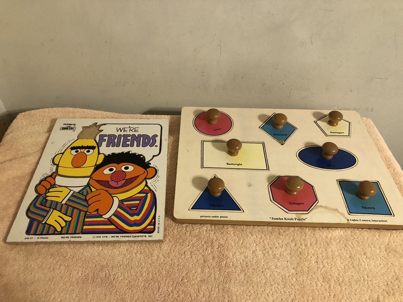 Lot Of 2 Wood Puzzles Playskool Sesame Street & Melissa & Doug Jumbo Knob
