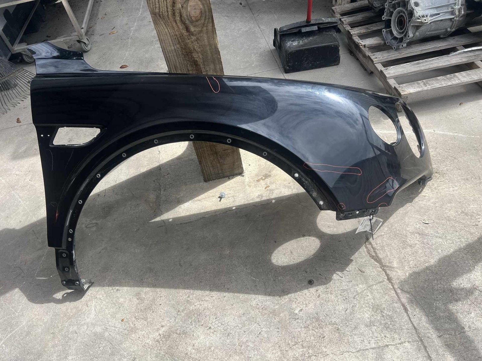 Bentley Bentayga 2015-2020 Front Right Cover panel