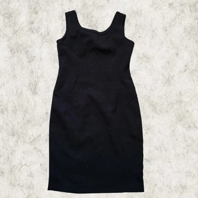 Robe Zara noire moulante élégante chic mi-longue bodycon soirée taille L - Photo 1/4