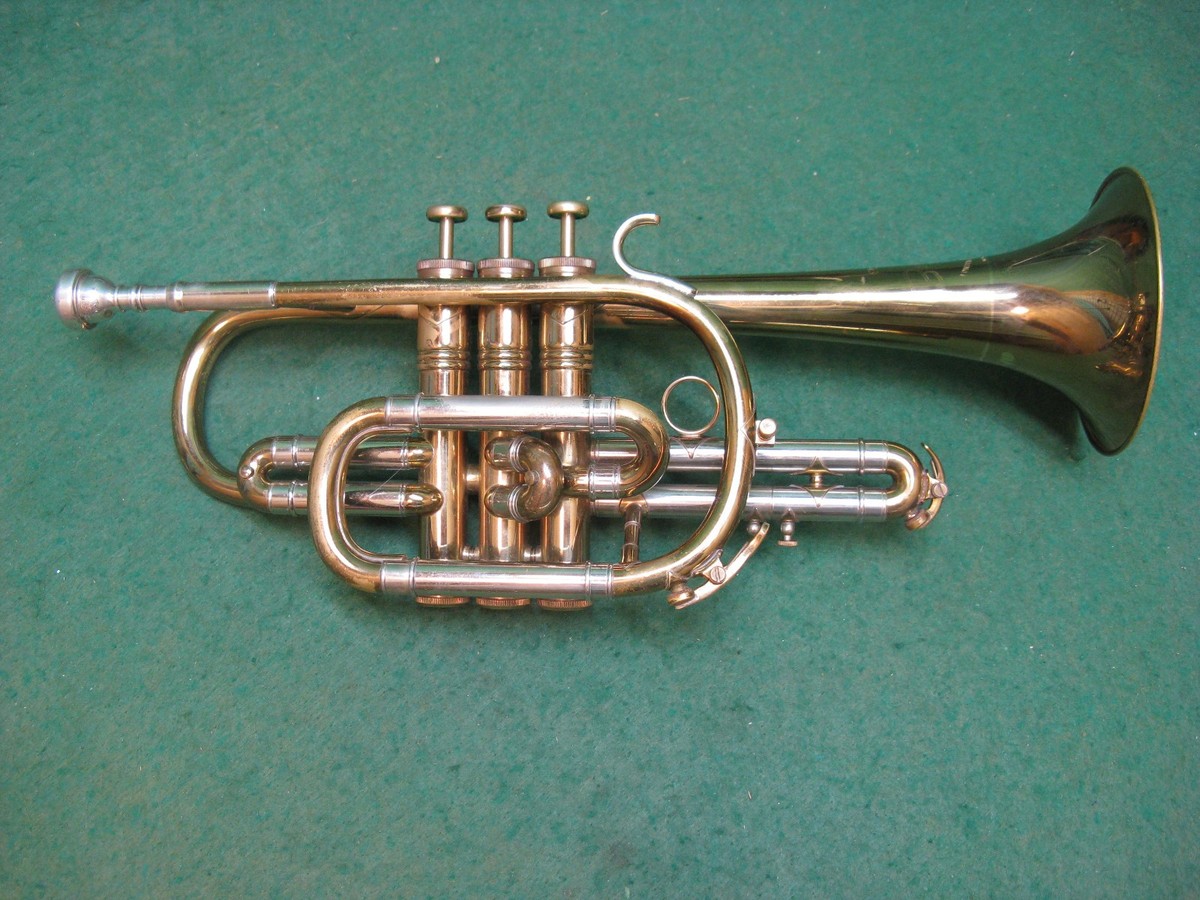 Besson 8-10 Cornet 1960's - Reconditioned - Original Case & Besson