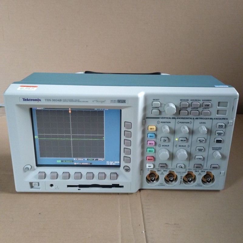Tektronix TDS3034B Digital Oscilloscope 300MHz 2.5GSs Power Tested Used
