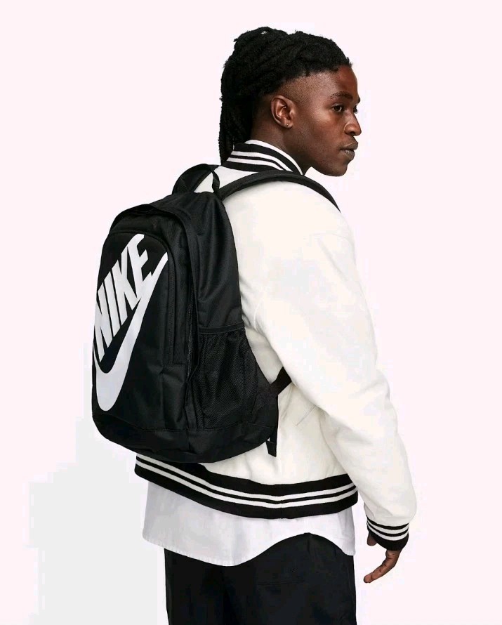 nike air hayward backpack black 2.0 DV1296-010 Black/White, One Size : Patio, Lawn & Garden Internal slip laptop storage fits most laptops Nike Hayward backpack – Black/Black/White