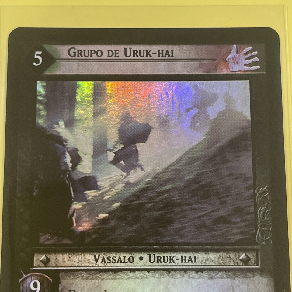 CCG/TCG FOIL Troop Of Grupo De Uruk-Hai 1R143 (Portuguese) The Lord of the Rings - Image 3 of 4