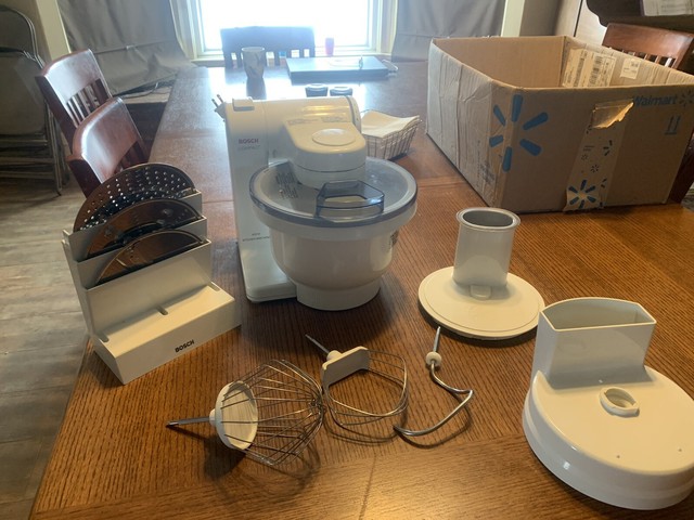 Bosch Compact Kitchen Machine Mixer 400w Mum 4405uc For Sale