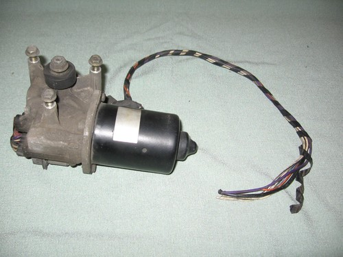 93BB17B571AC FORD MONDEO 1, 2, Transit; Scheibenwischermotor Vorne. Original