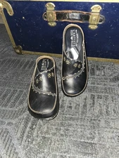 L'artiste Spring Step Sz 37 US 6.5 Black Chino Leather Clogs Mules Boho Cottage