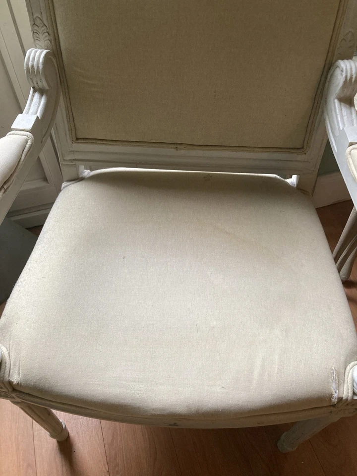 Defekter Stuhl von Loberon Neupreis 598 Euro Louis Seize Landhausstil - Bild 3 von 4