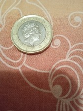 moneta rara One Pound sterlina Regina Elisabetta 2016.