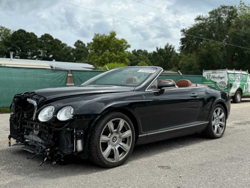2007 Bentley Continental GTC OEM Front Right Fender Need Repair Damaged