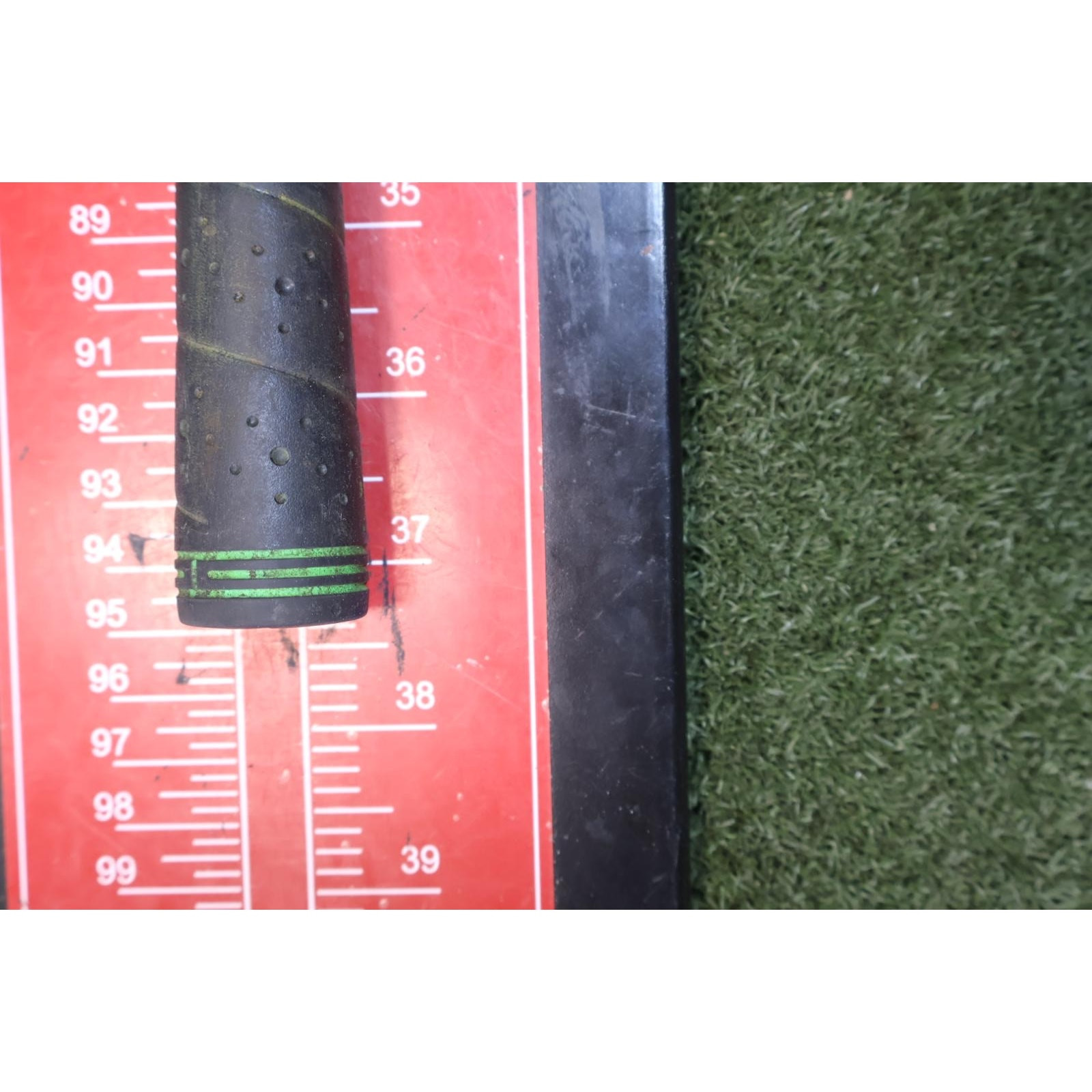 Wilson Staff Di5 R Flex Shaft Proforce 37" Golf G Wedge RH / 4M-LA4