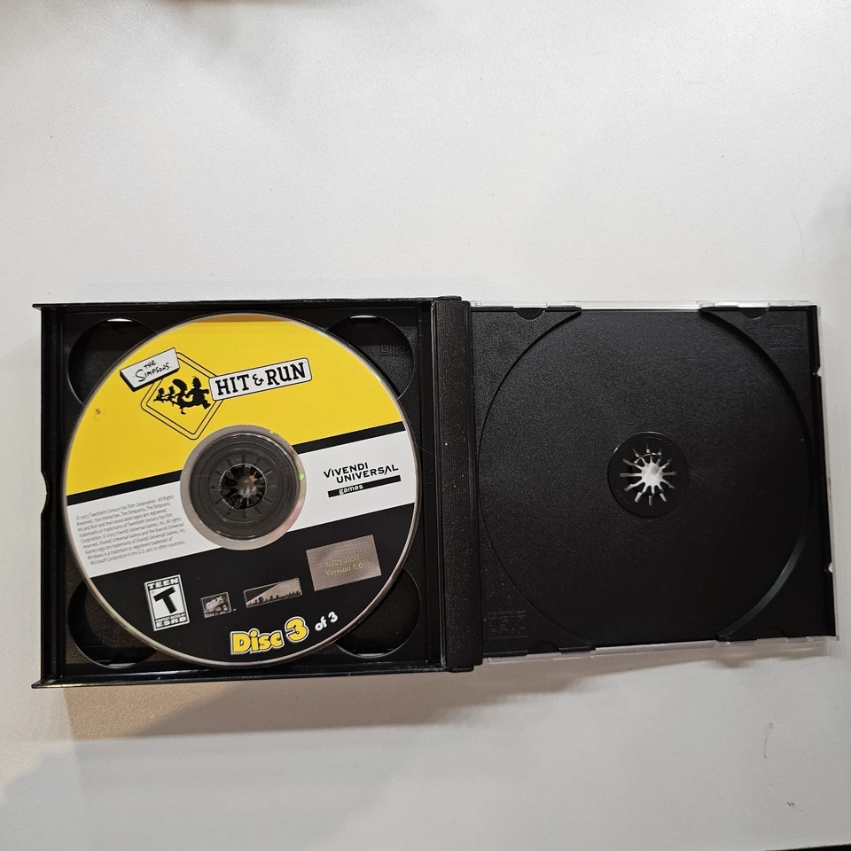 The Simpsons: Hit & Run (PC, 2003) 3 Discs in Case, For Windows  - Image 4 of 4