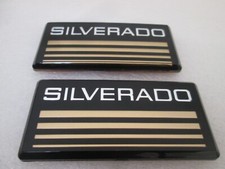 1988-1994 Chevy Silverado Side Pillar Cab Emblem Badge Symbol Logo Oem Pair