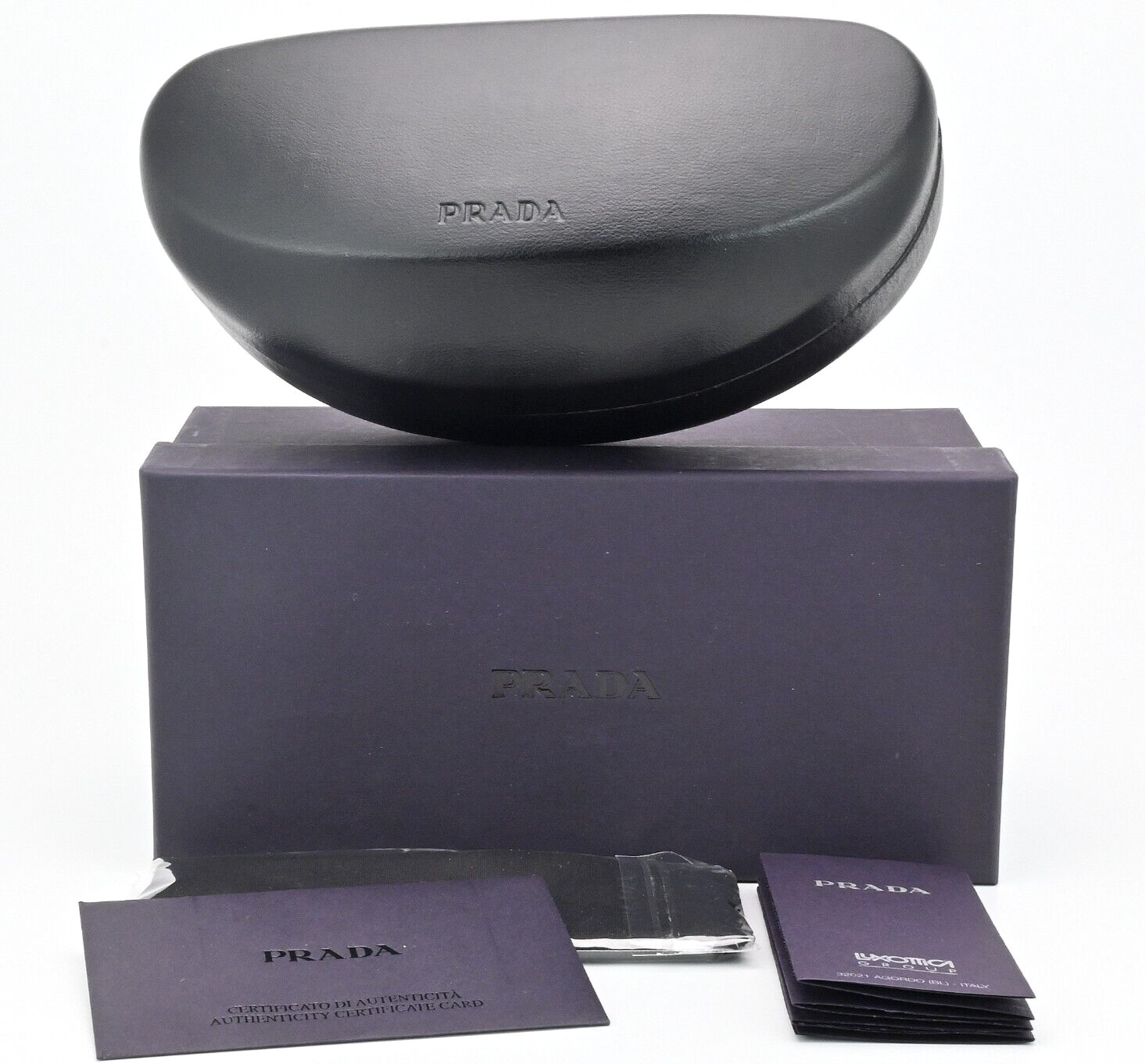 PRADA Brillenetui Веганский ледер среднего класса Премиум-класса Schwarz Klapp Verschluss 7190₽