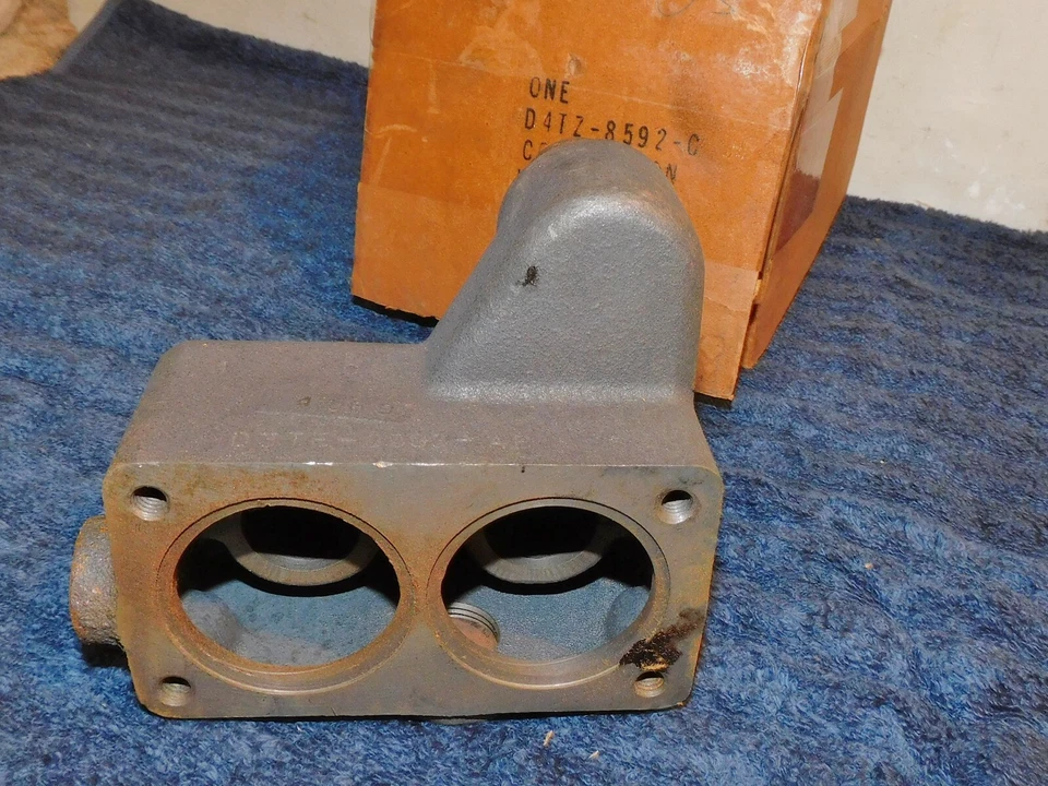 Camión Ford M450 M500 1974-1976 nuevo 460 doble termostato carcasa conector de agua Foto 2 de 4