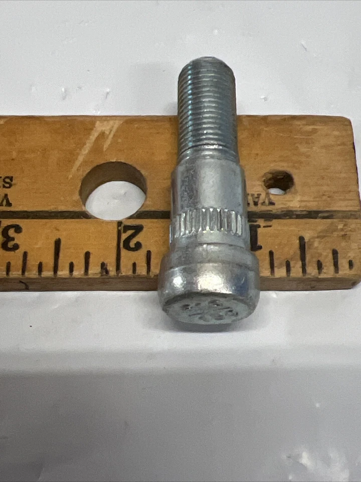 Dorman 610-154 1/2-20 Serrated Wheel Stud - .625 In. Knurl, 1-25/32 In. Length - Image 4 of 4