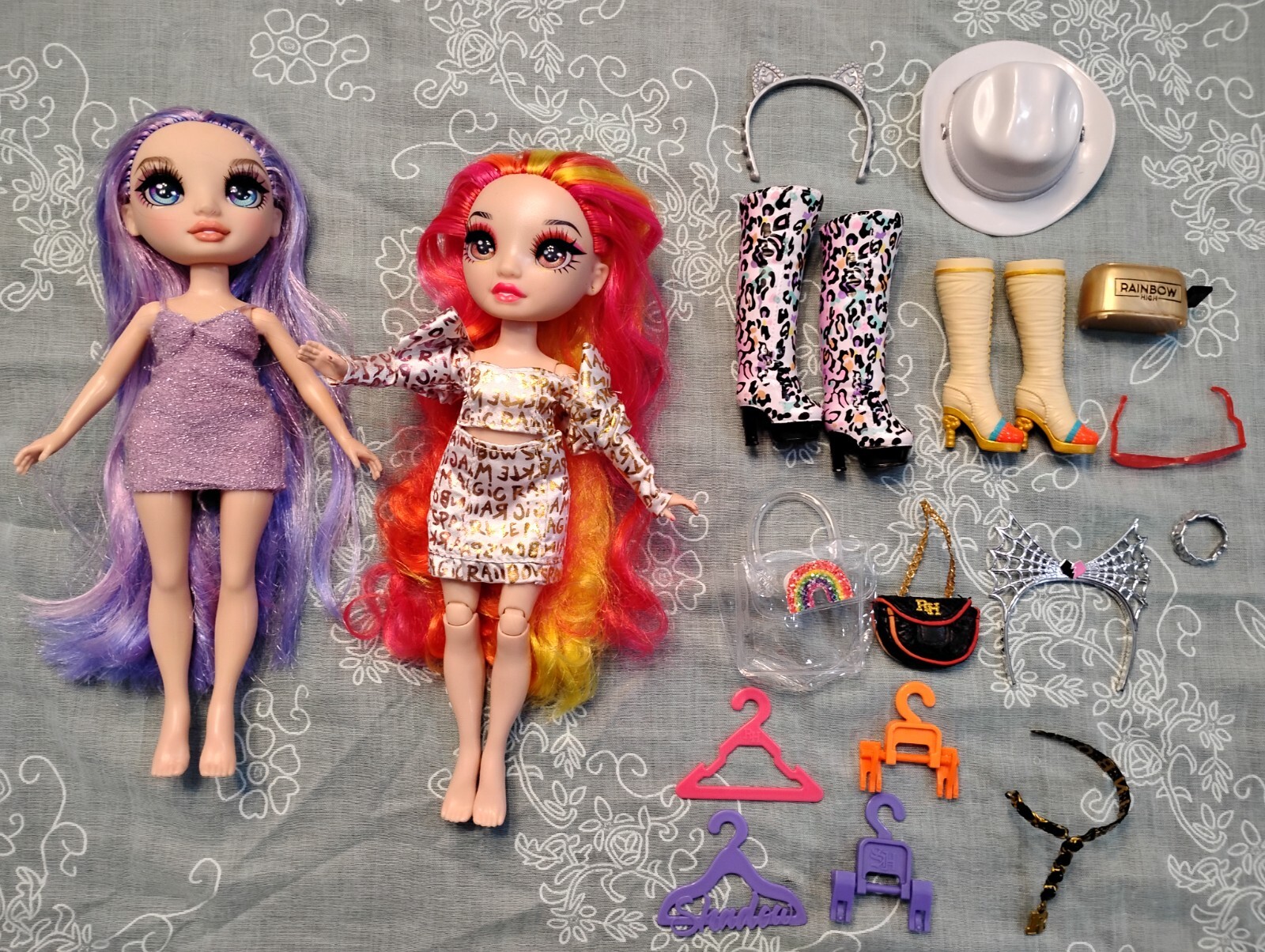Rainbow High Fashion Dolls 2-Pack with Shoes & Accessories by MGA Entertainment