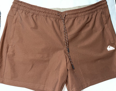 Quiksilver Men Comfort Stretch Zip Pocket Brown Shorts Regular Fit  2X-Large