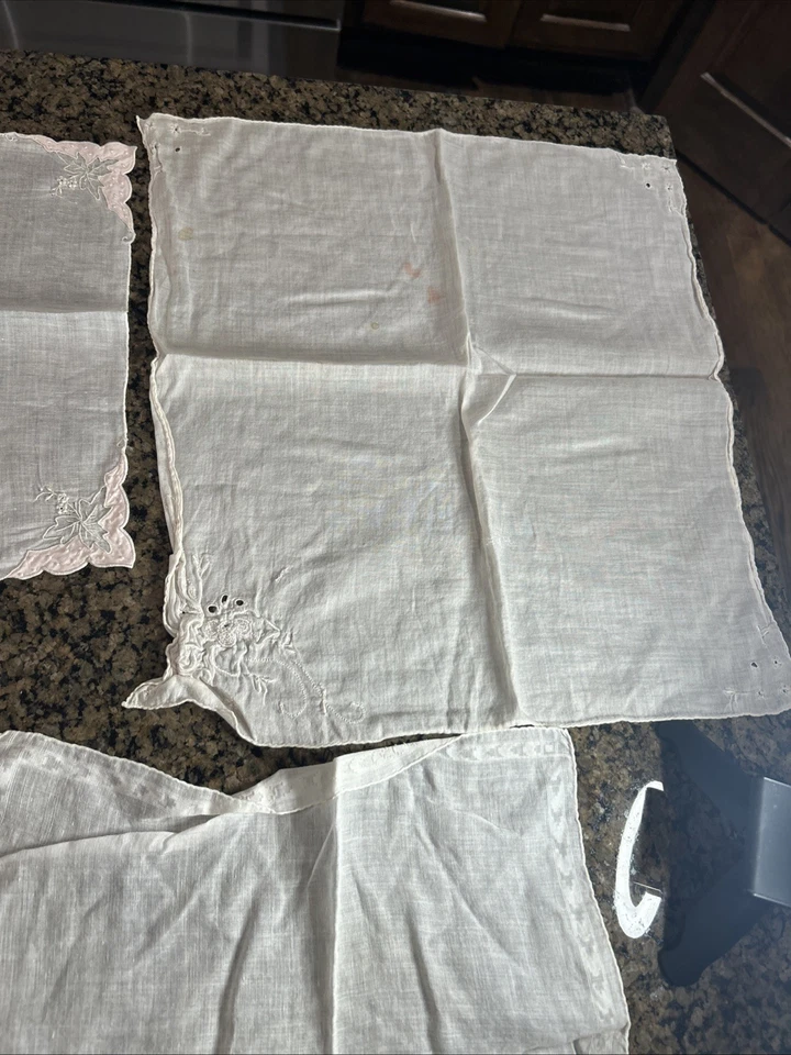 "Lino de colección-cuadrados usados como tapetes o pañuelos 9""-15"" cuadrados DELICADOS 8" Foto 4 de 4