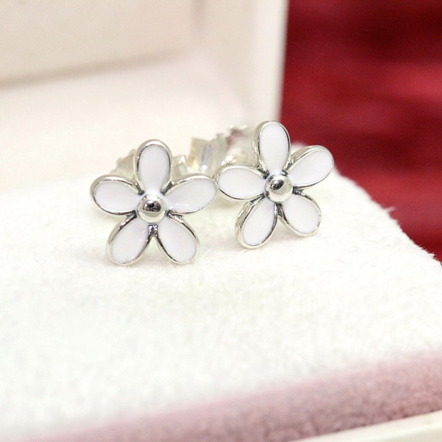 Authentic Pandora White Enamel DARLING DAISIES Stud Earrings 290538EN12 eBay