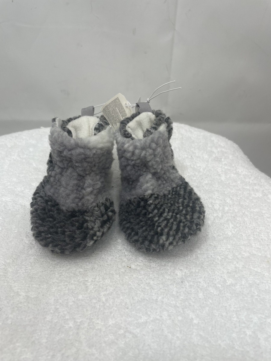 Old Navy Infant 0-3M Unisex Buffalo Plaid Sherpa Hook Loop