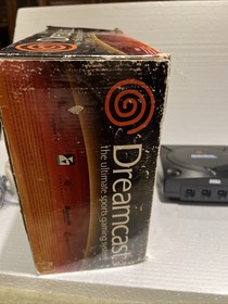 DEFECTIVE DREAMCAST SPORTS PACKAGE Sega Dreamcast 2001 CIB Missing Games G3D