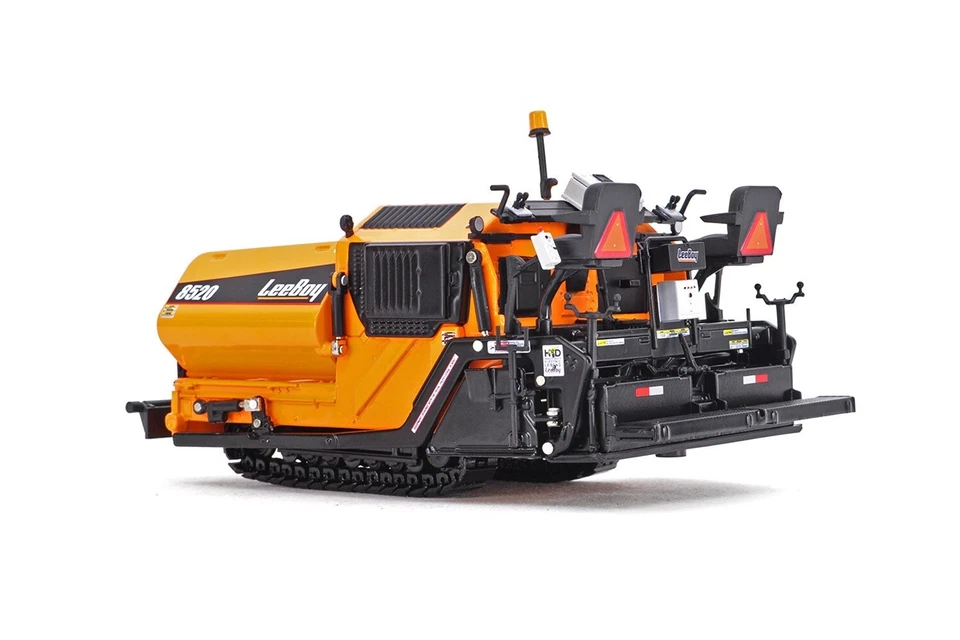 Pavimentadora de asfalto LeeBoy 8520 - Diecast Masters escala 1:32 Diecast modelo #41004 nueva Foto 3 de 4
