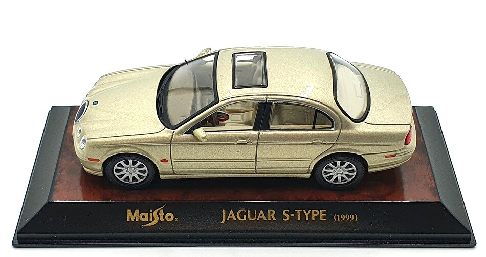 マイスト　jaguar S-TYPE ゴールド　1/18 Maisto 1/18 Scale Model Car 31865 - 1999 Jaguar S-Type