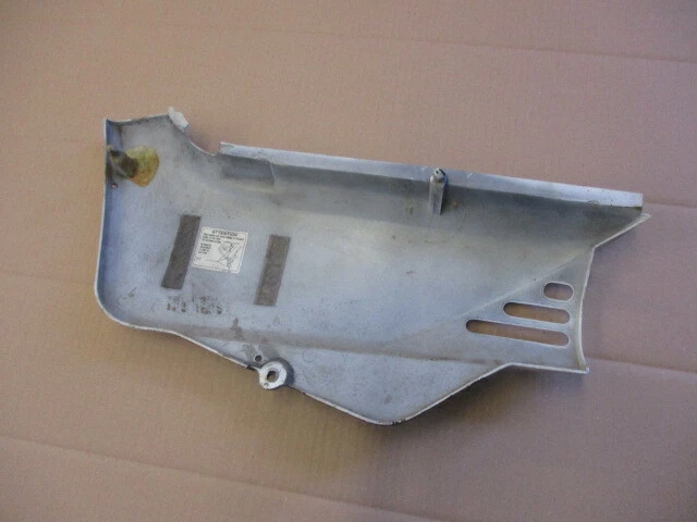 Cache latéral droit pour Honda 125 NX Transcity - JD12 - Photo 2/4