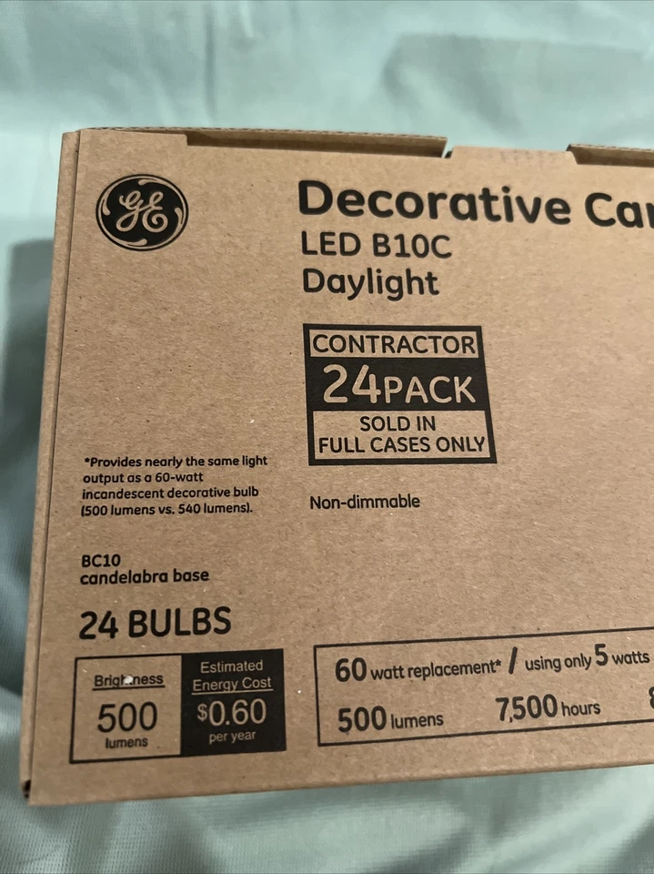 24 Pack GE Daylight LED B10C Candelabra Base Bulbs 60W EQ 5W Decorative Candle - Image 2 of 4