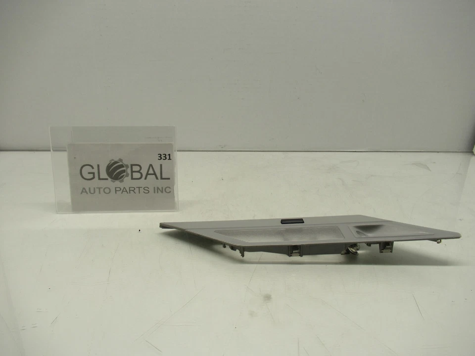 95-01 BMW E38 740i 740iL TRASERO DERECHO LADO PASAJERO LECTURA DOMO LUZ LÁMPARA OEM Foto 2 de 4