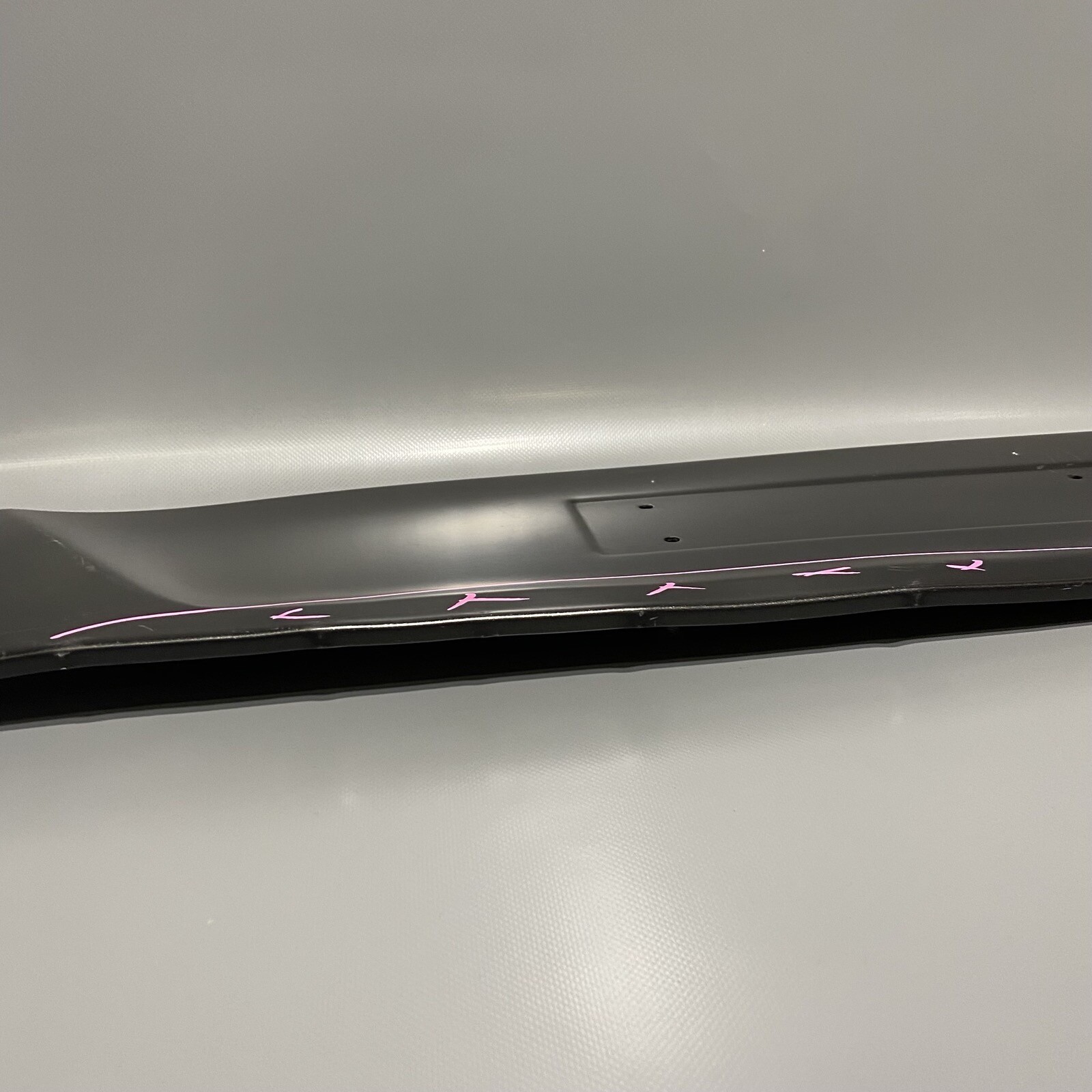 FERRARI CALIFORNIA DECKLID TAILGATE LOWER FINISH PANEL 2009 10 2011 12 2013 2014