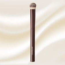 Hourglass Vanish Seamless Finish Concealer Brush