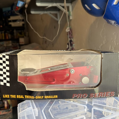 #ad Torin Big Red Jacks 8quot; Mini Racing Floor Jack T84801 Northern Tool Equipment $55.00