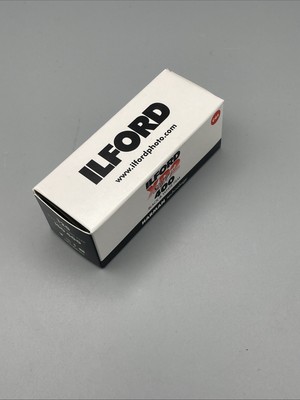 ILFORD XP2 Super 400 Schwarzweißfilm 120 Expired 2024