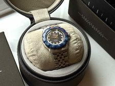TAG Heuer Professional S/el Quartz 200m 37mm Black Dial Blue Bezel Box