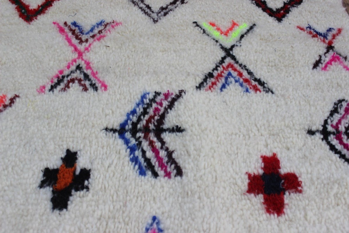 Grand Tapis Berbère Azilal 255x160 Cm Laine Fait Main - Motif Ethnique Contemporain