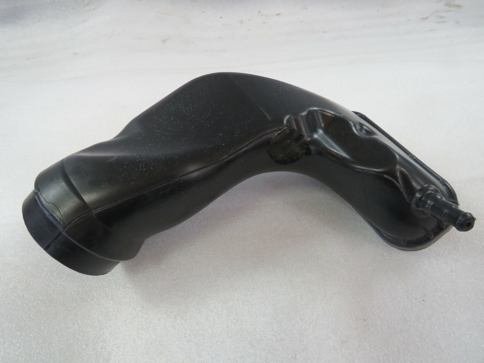 McLaren 600LT, LH, Left, Intake Tube, Used, P/N 13f0681CP