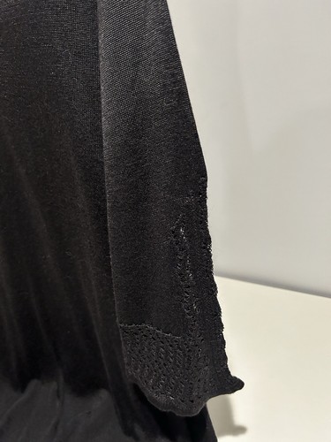Avenue Women's Black Vneck Lace Knit Sweater Size 26/28 - Picture 2 of 4