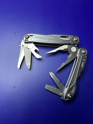 Leatherman Sidekick Multi-Tool, Knife, Pliers, Saw, Stainless 