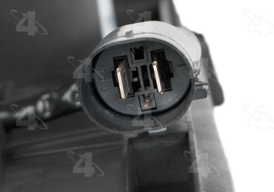 Вентилятор радиатора в сборе для Mazda 6 76249 2009-2010 годов выпуска в сборе с вентилятором Rad/Cond. - Изображение 3 из 4