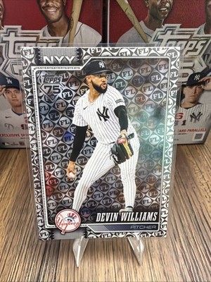 Devin Williams Spring Training Foil 2026 Topps Series 1 #239 New York Yankees