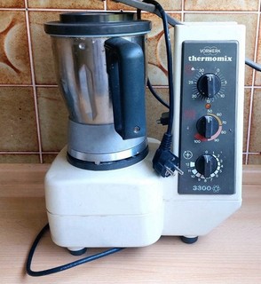 Vorwerk Thermomix TM 3300 Küchenmaschine voll funktionsfähig Gut Gebraucht