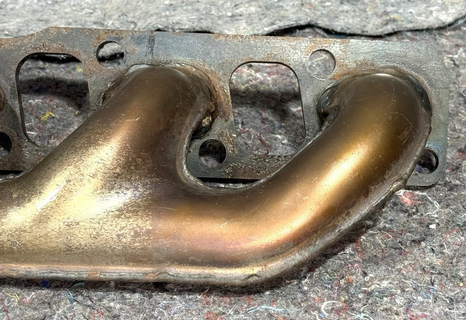 CABEZAL TUBO COLECTOR ESCAPE LADO DERECHO *SE ADAPTA A NISSAN TITAN 2016-2021 5,6 L CAT Foto 2 de 4