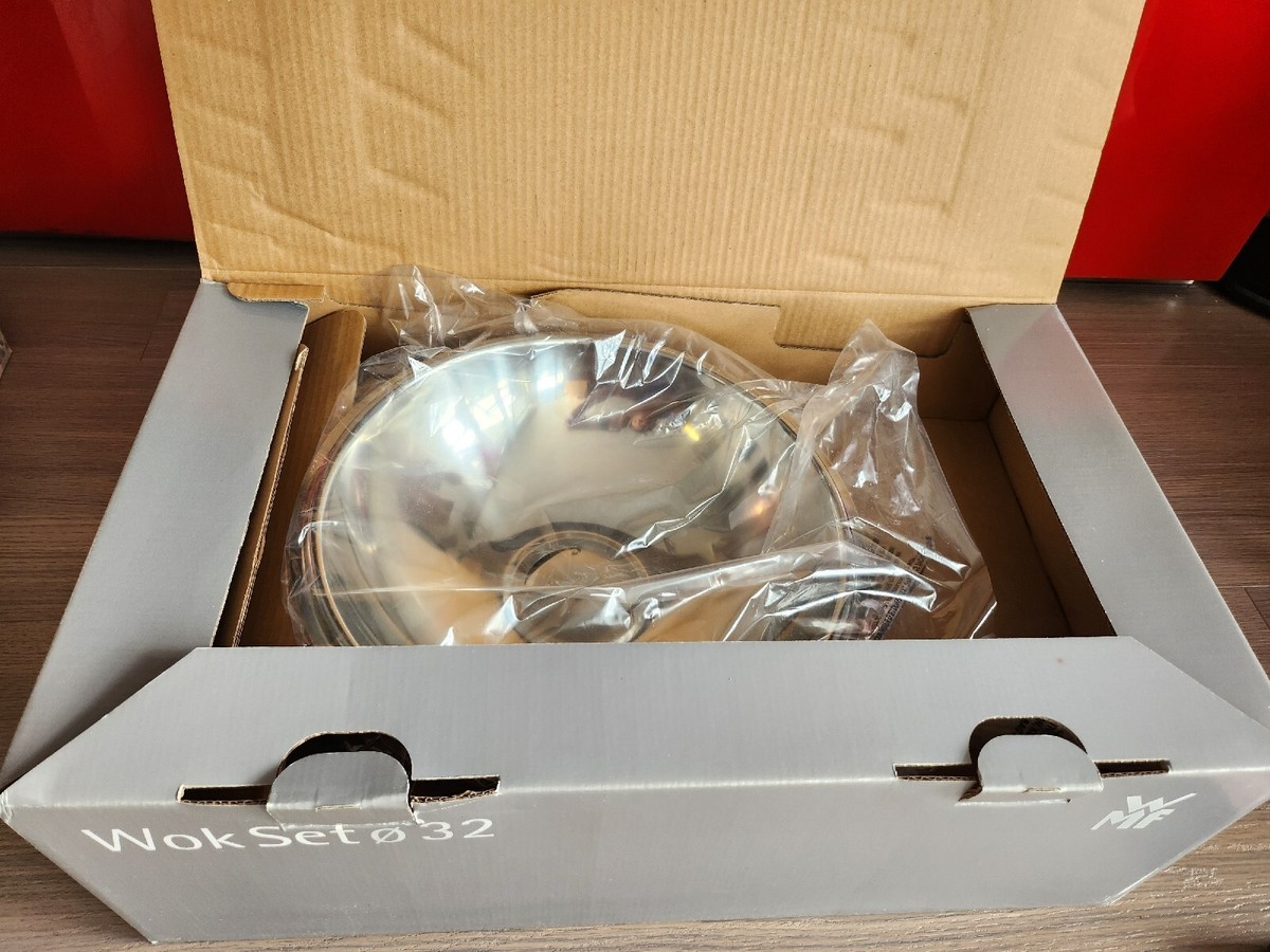 WMF Cromargan Wok Cooking Pan with Steam Vent Lid 13
