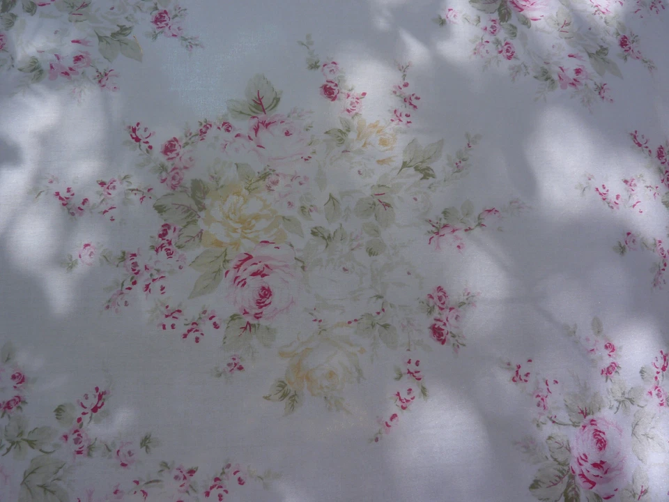 Rachel Ashwell Shabby Chic Boutique RARE Roseblossom PINK Voile/Lawn Fabric — 第 2/4 张图片