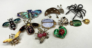 Vintage Bugs/Insect/Creepy Crawlies Brooches Lot of 12