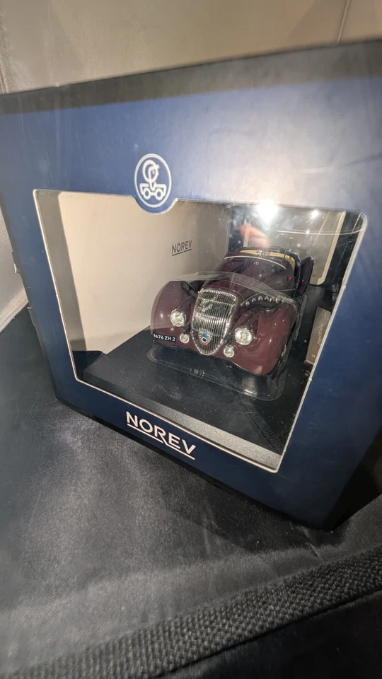 Peugeot 302 Darl Mat 1937 Roadster Dark Red Norev 184695 1:18 Darl'Mat - Image 2 of 4