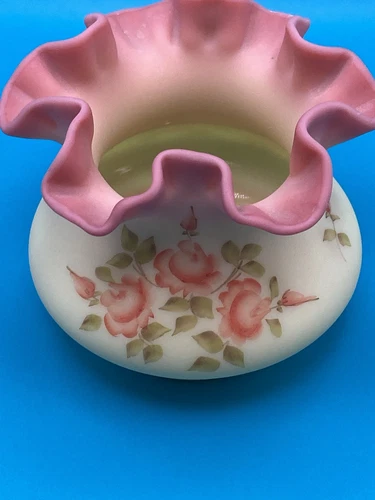 VINTAGE FENTON GLASS / SATIN BURMESE RUFFLED BOWL / SIGNED C. EVANS/  URANIUM /
