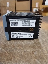 HONEYWELL DC3200-CE-200R-110-10000-E0-0 CONTROLLER