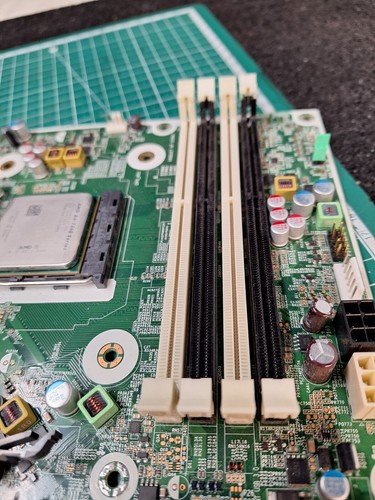 🖥️ AMD A4-7300 3.8GHz + HP EliteDesk 705 G1 SFF Motherboard - FM2+ Socket - Kit - Picture 3 of 9